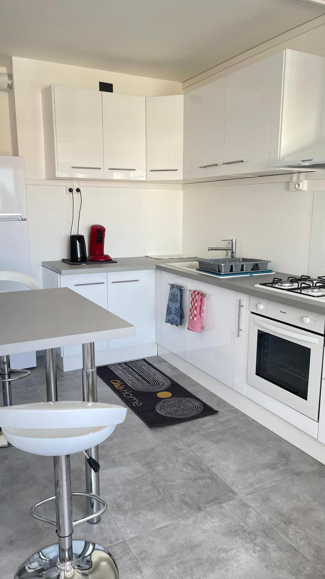 Votre Cocon Parfait A 9 Min D'Eurexpo Et 14 Min Groupama Apartment Saint-Priest  Ngoại thất bức ảnh