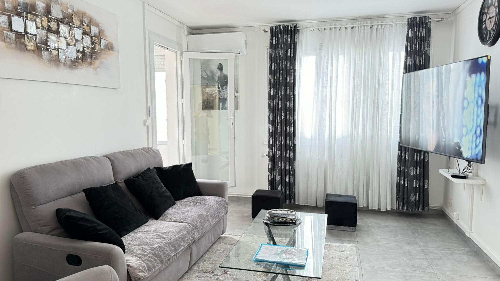 Votre Cocon Parfait A 9 Min D'Eurexpo Et 14 Min Groupama Apartment Saint-Priest  Ngoại thất bức ảnh